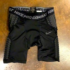 nike pro combat compression shorts padded